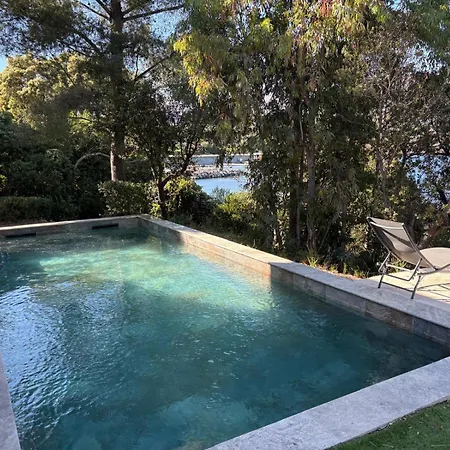 Villa Provencale Authentique Front De Piscine Et Privee Saint-Raphael (Var)